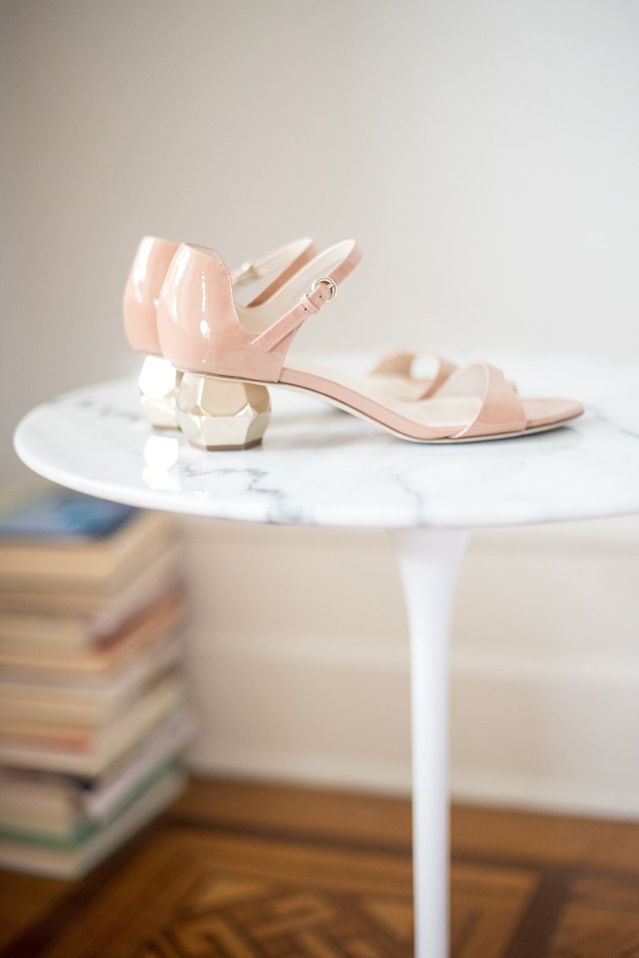 An Elegant Pink & White Brooklyn Wedding via TheELD.com