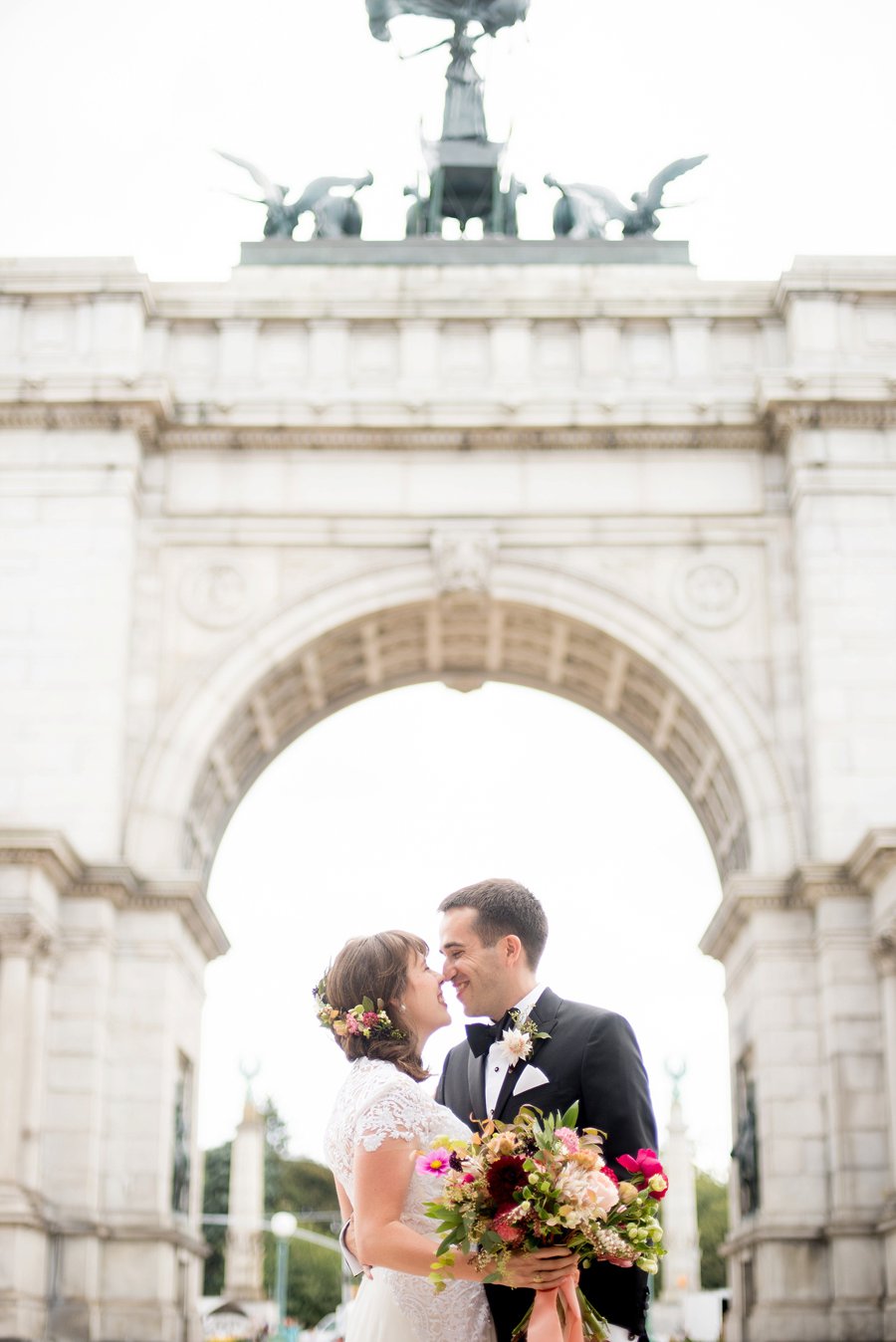 An Elegant Pink & White Brooklyn Wedding via TheELD.com