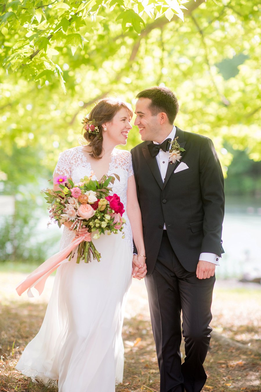 An Elegant Pink & White Brooklyn Wedding via TheELD.com