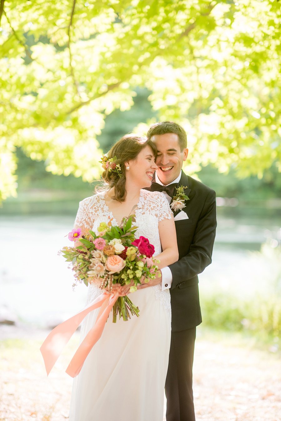 An Elegant Pink & White Brooklyn Wedding via TheELD.com