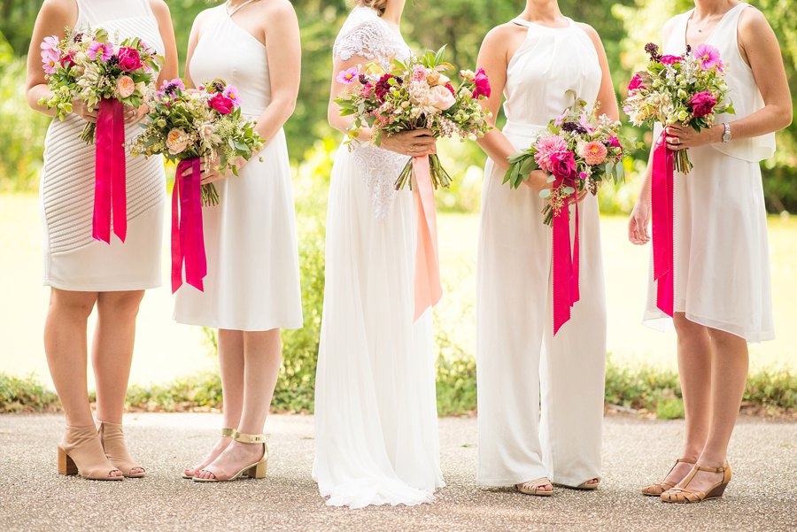 An Elegant Pink & White Brooklyn Wedding via TheELD.com