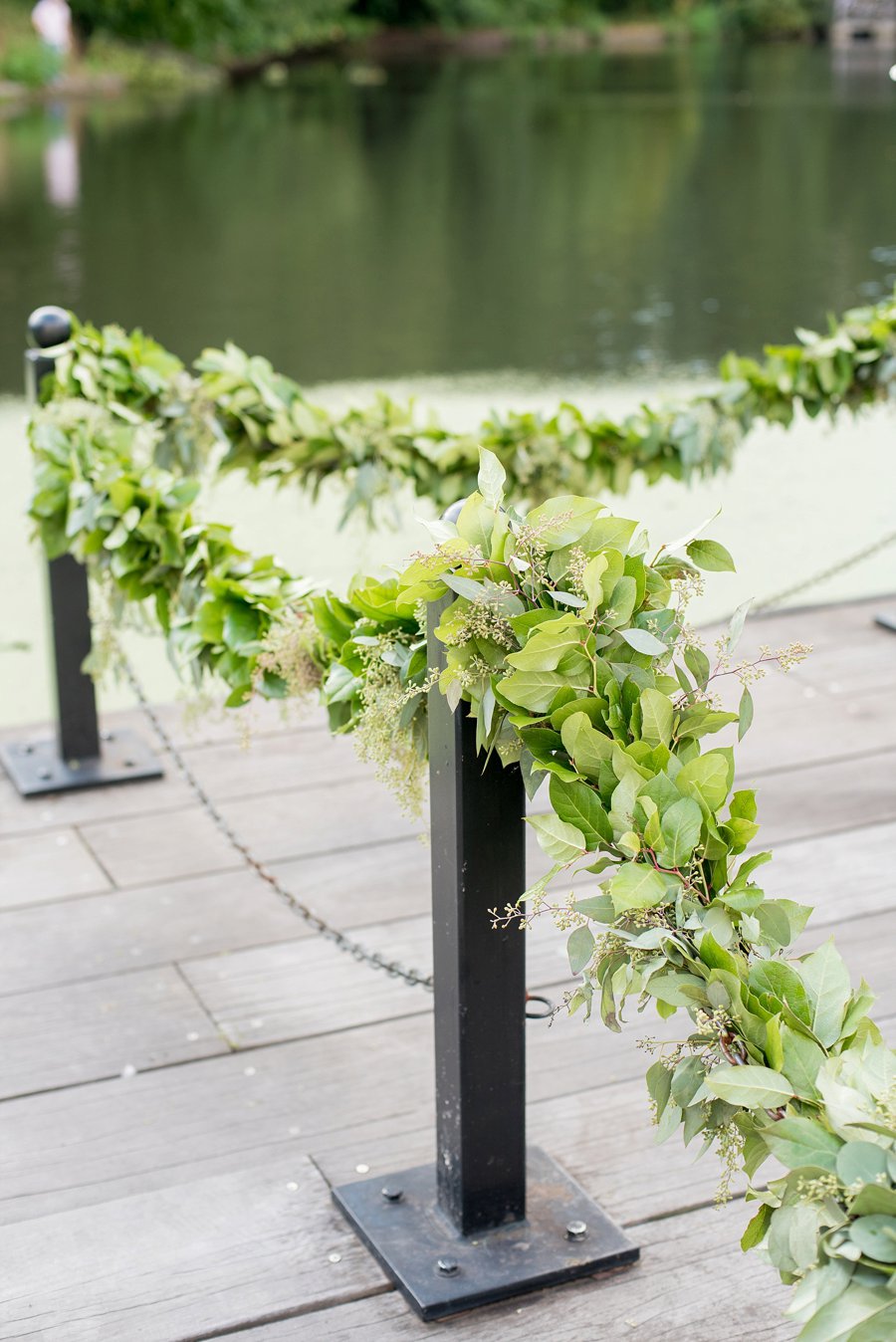 An Elegant Pink & White Brooklyn Wedding via TheELD.com