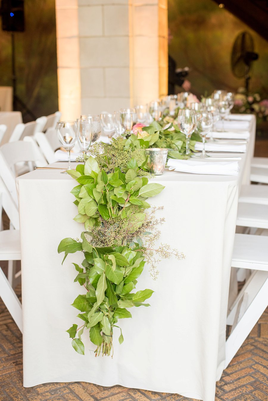 An Elegant Pink & White Brooklyn Wedding via TheELD.com