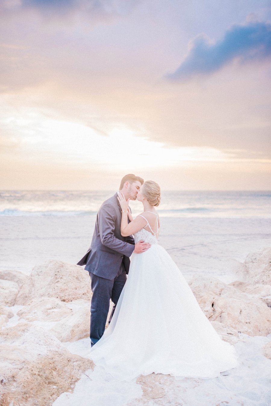 Blush & Peach Florida Destination Wedding Ideas via TheELD.com