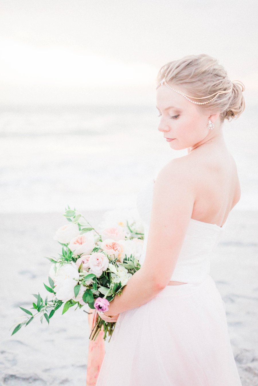 Blush & Peach Florida Destination Wedding Ideas via TheELD.com