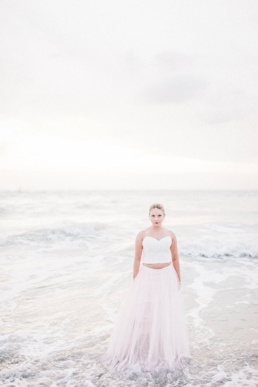 Blush & Peach Florida Destination Wedding Ideas via TheELD.com