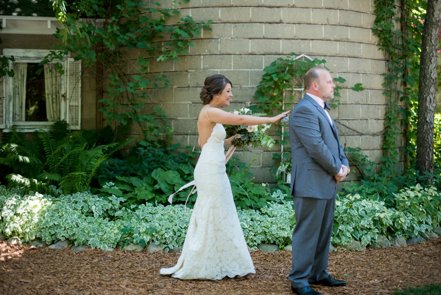 Elegant Burgundy & Blush Michigan Wedding via TheELD.com