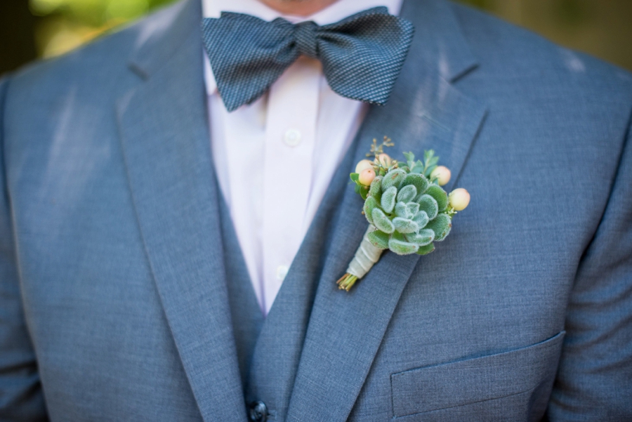 Elegant Burgundy & Blush Michigan Wedding via TheELD.com