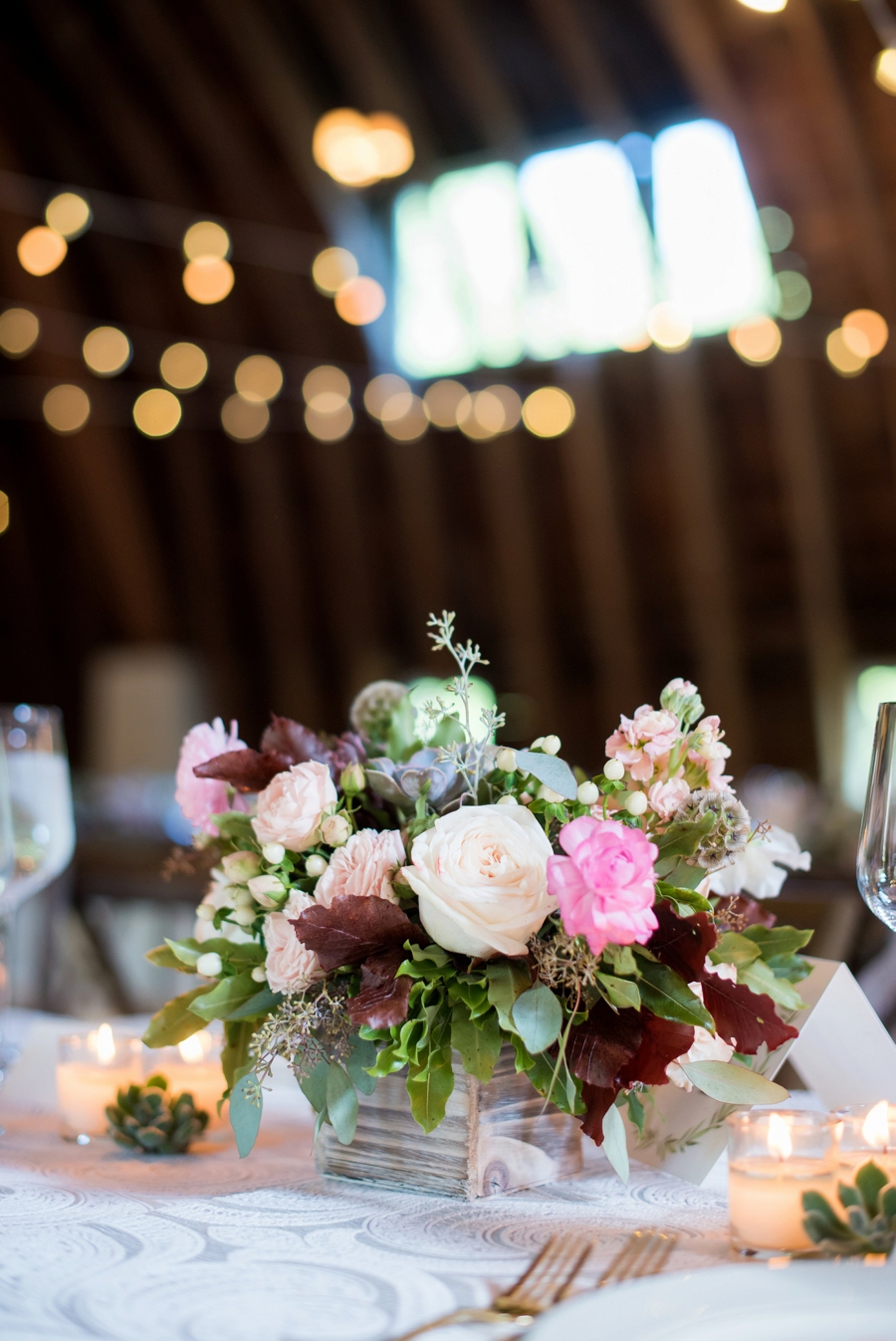 Elegant Burgundy & Blush Michigan Wedding via TheELD.com