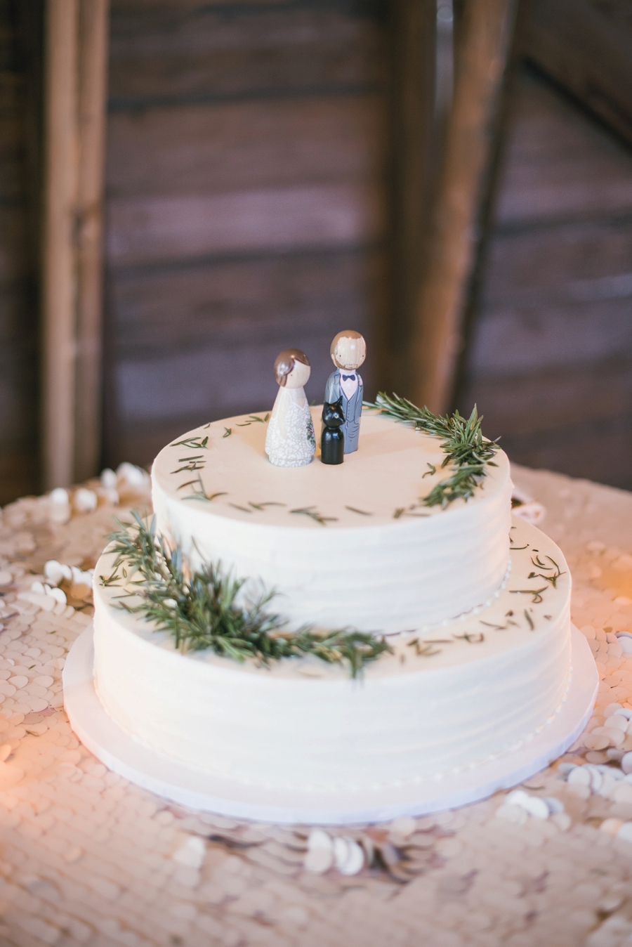 Elegant Burgundy & Blush Michigan Wedding via TheELD.com