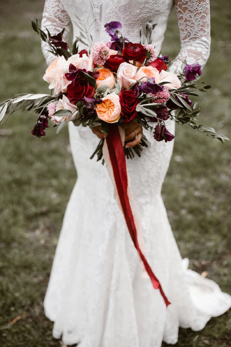 Red and White Rustic Wedding In Tennessee via TheELD.com