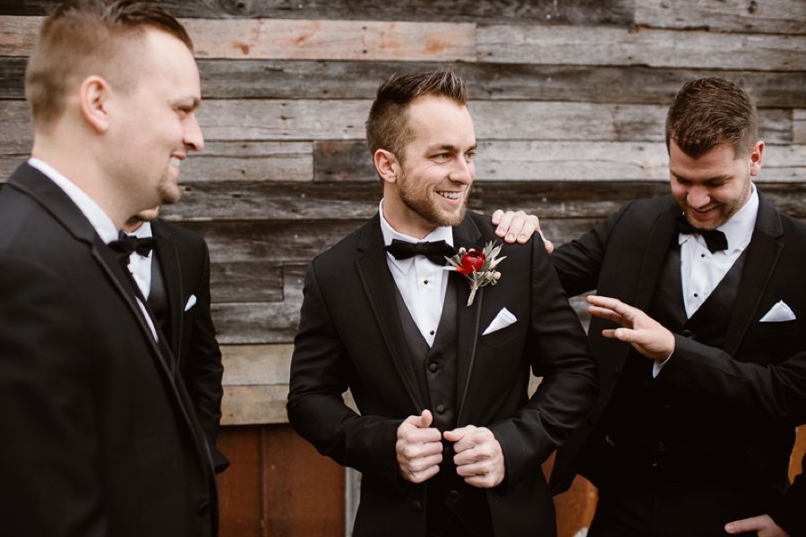 Red and White Rustic Wedding In Tennessee via TheELD.com