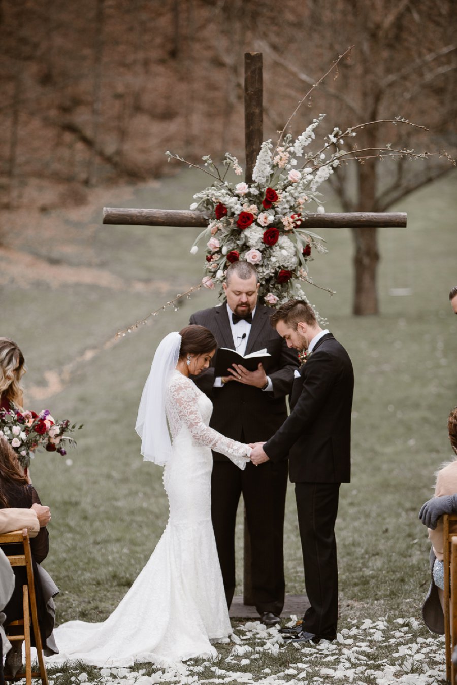 Red and White Rustic Wedding In Tennessee via TheELD.com