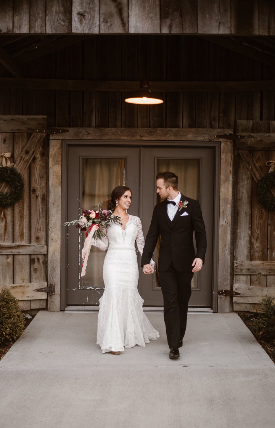Red and White Rustic Wedding In Tennessee via TheELD.com