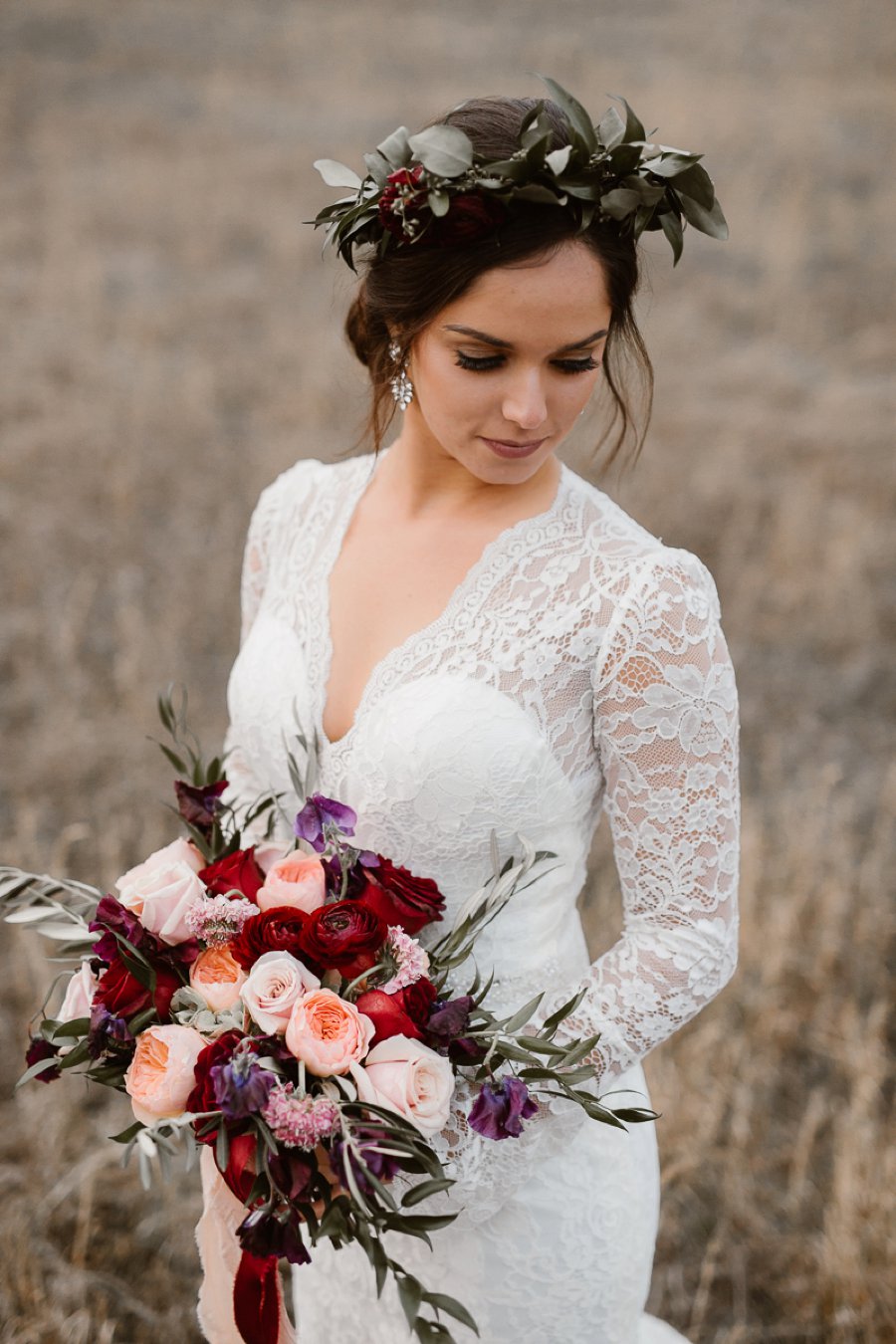 Red and White Rustic Wedding In Tennessee via TheELD.com