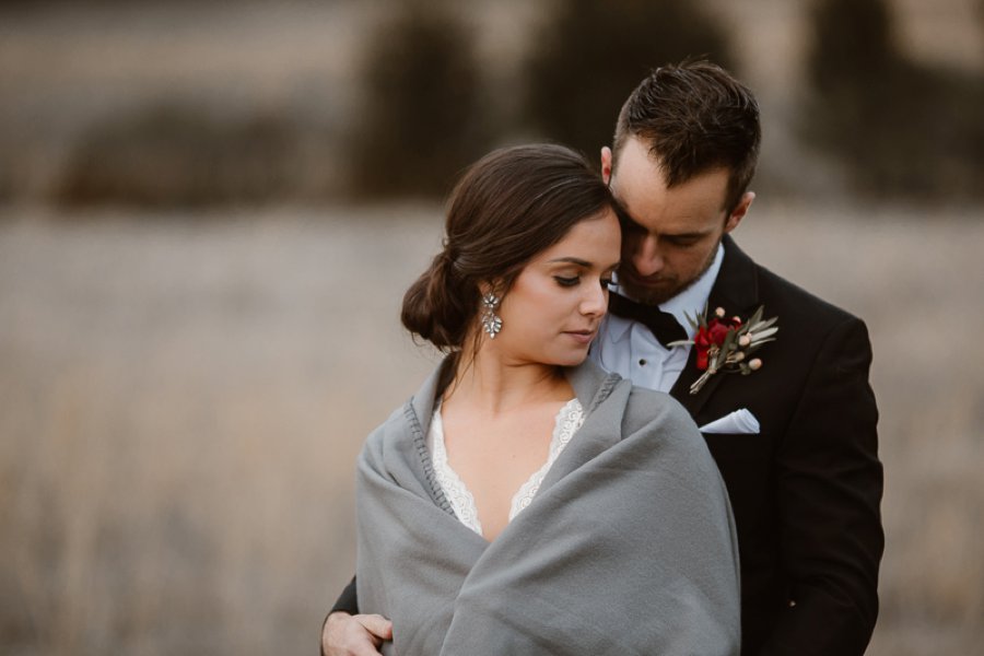 Red and White Rustic Wedding In Tennessee via TheELD.com