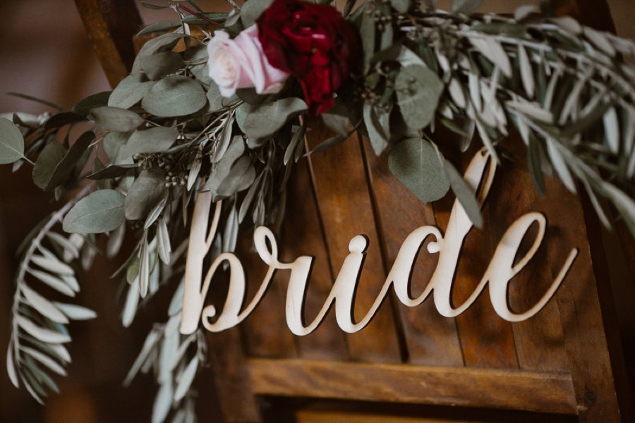 Red and White Rustic Wedding In Tennessee via TheELD.com