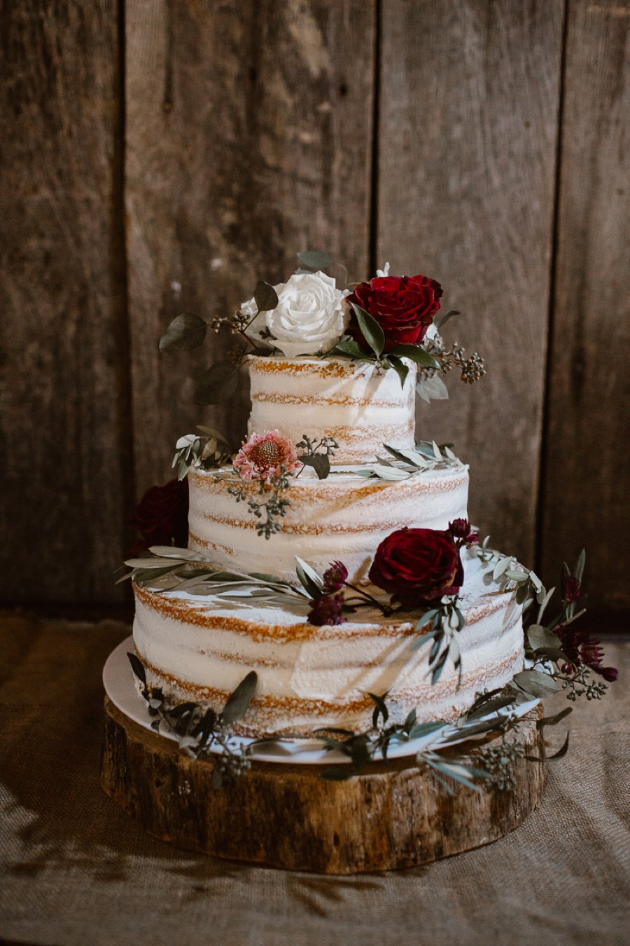 Red and White Rustic Wedding In Tennessee via TheELD.com