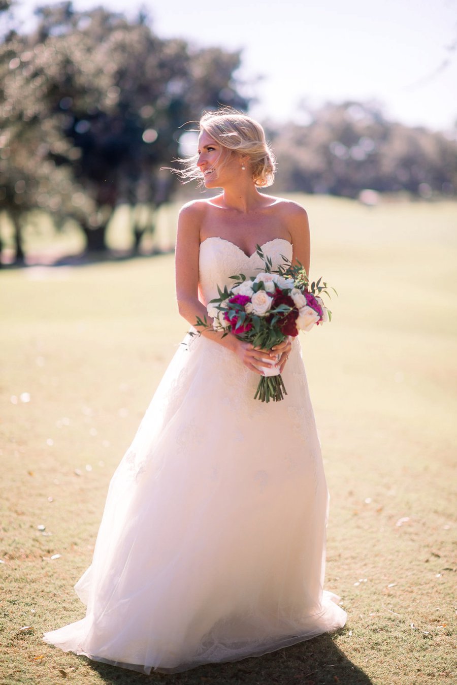 A Classic Red & Navy South Carolina Wedding via TheELD.com
