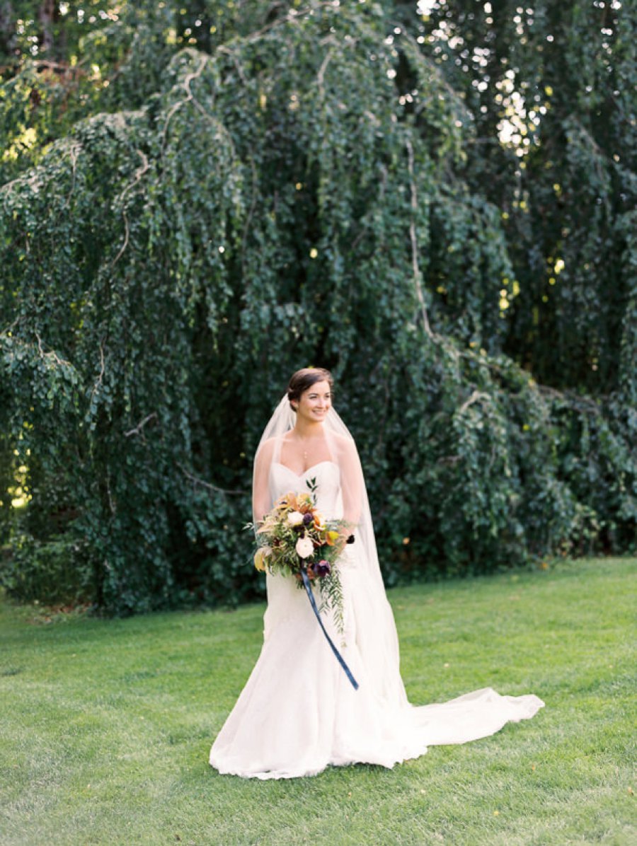 An Elegant Rustic North Carolina Wedding via TheELD.com