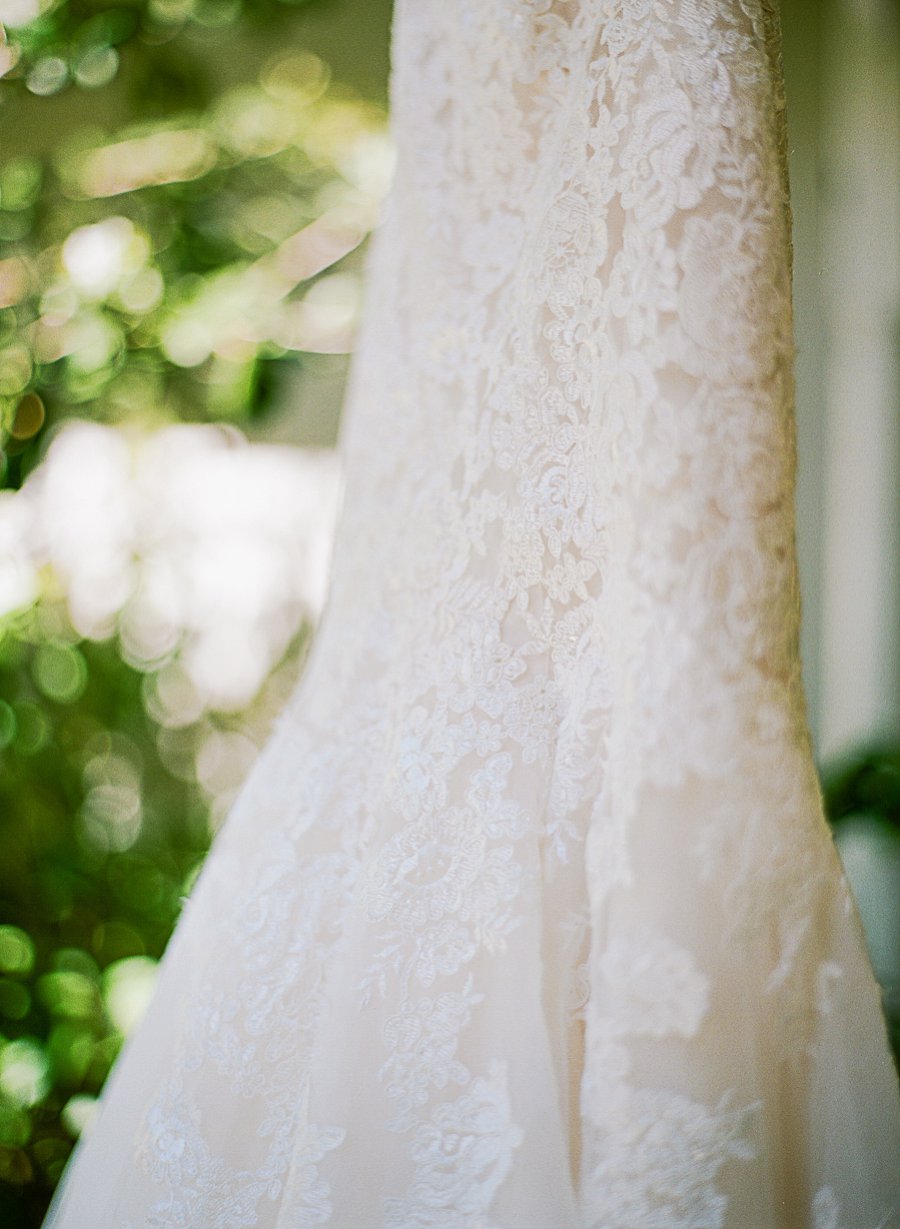 A Classic Blush & Silver Outdoor Miami Wedding via TheELD.com