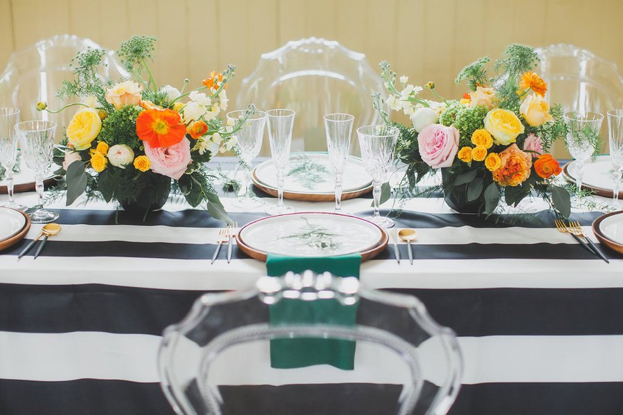 Modern Bold & Bright Southern Inspired Wedding Ideas via TheELD.com