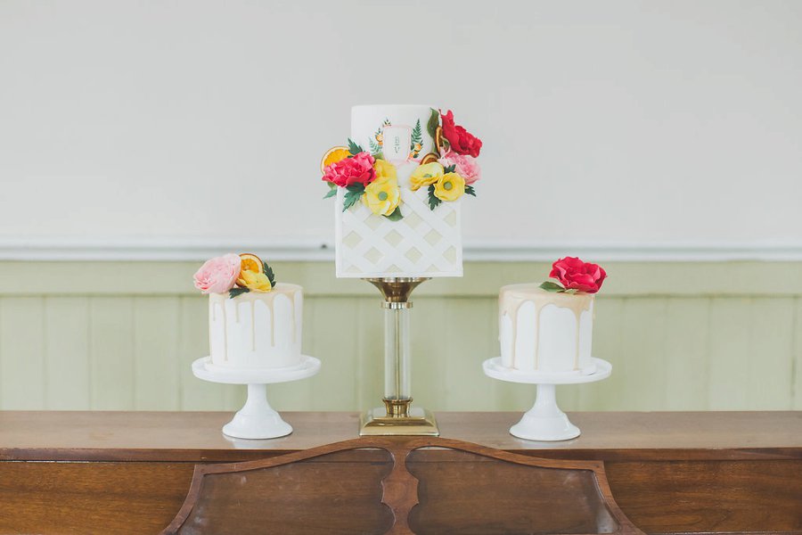 Modern Bold & Bright Southern Inspired Wedding Ideas via TheELD.com