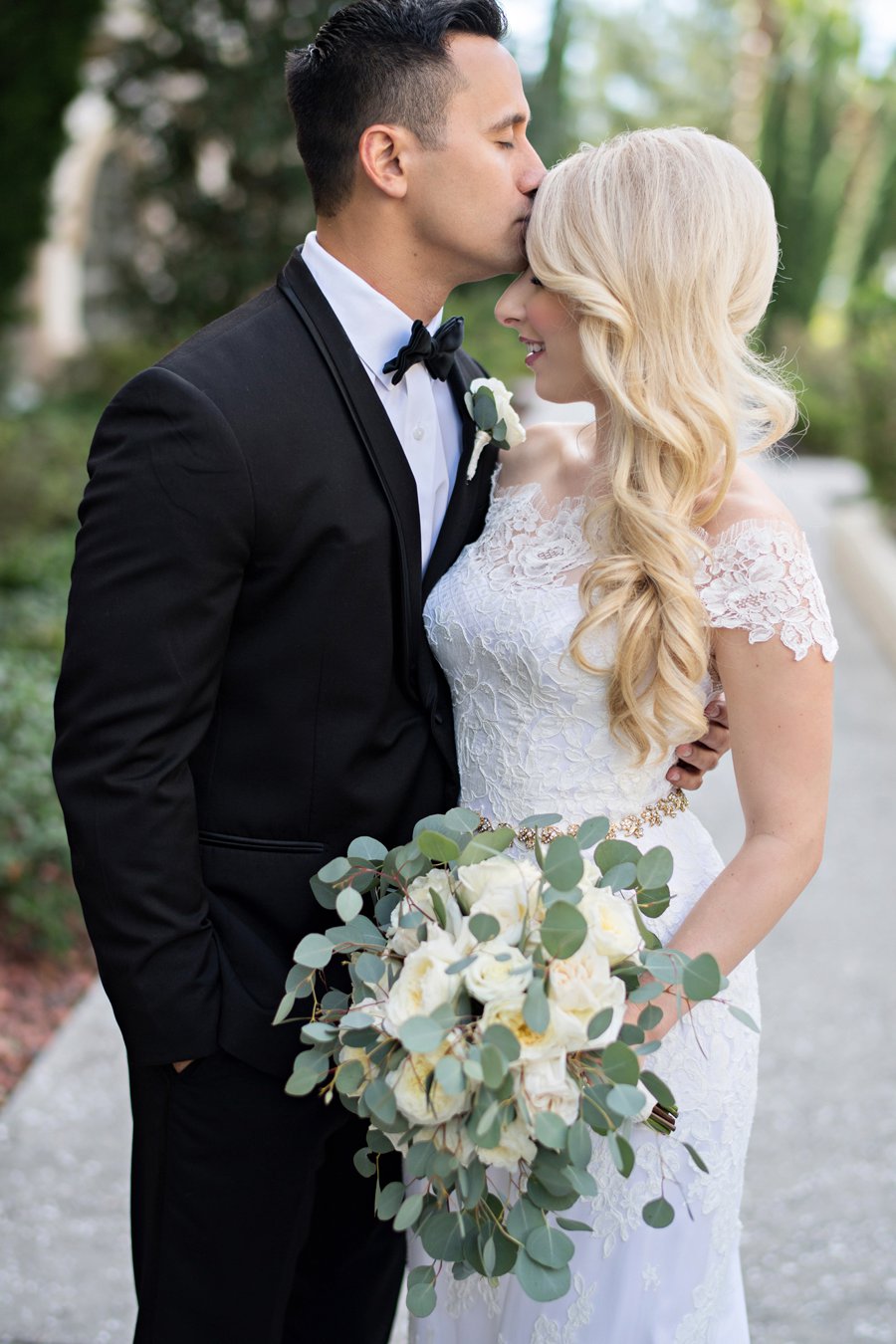 An Elegant Pink & Champagne Florida Wedding via TheELD.com