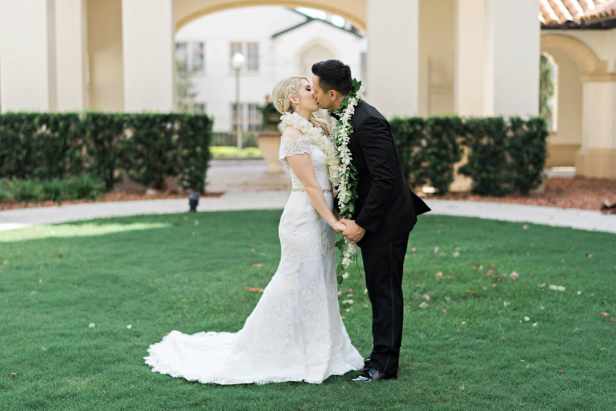 An Elegant Pink & Champagne Florida Wedding via TheELD.com