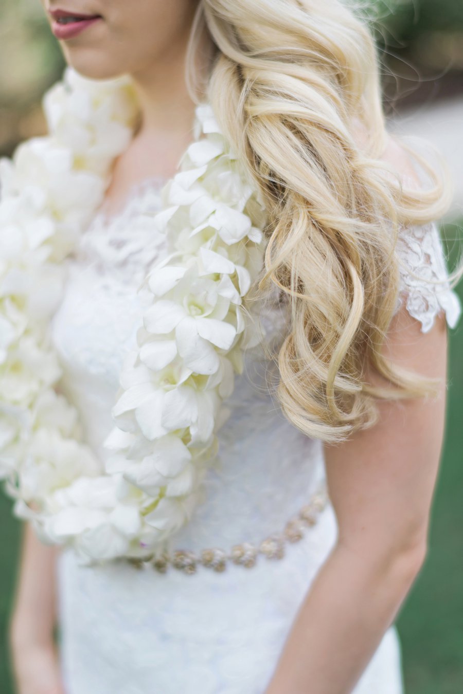 An Elegant Pink & Champagne Florida Wedding via TheELD.com