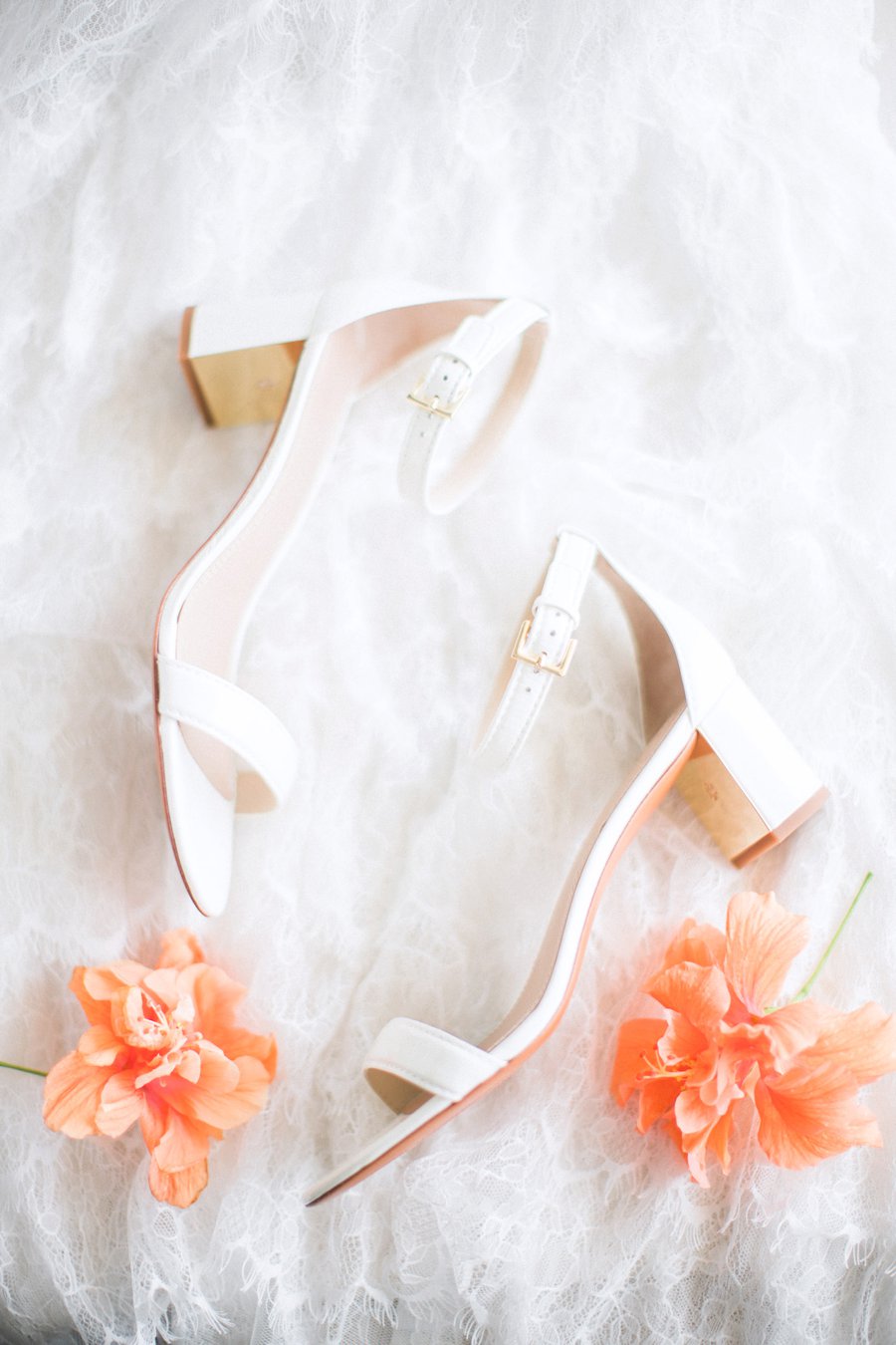 A Tropical Orange & Green Florida Destination Wedding via TheELD.com