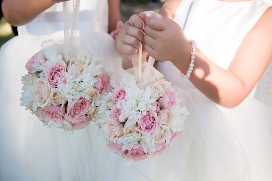 A Pink & White Classically Romantic Florida Wedding via TheELD.com