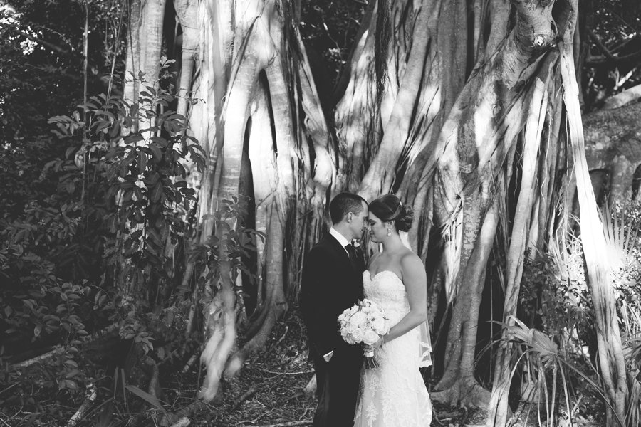 A Pink & White Classically Romantic Florida Wedding via TheELD.com