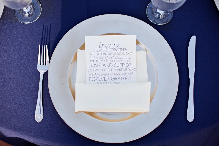 A Classic Navy & White Outdoor Florida Wedding via TheELD.com