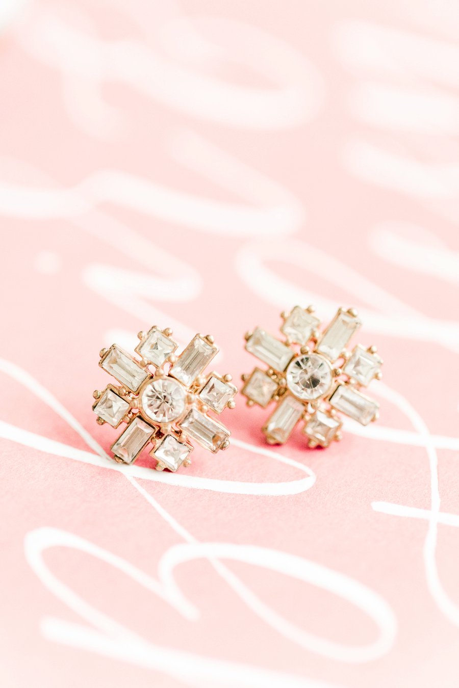 Pink & White Romantic Wedding Ideas via TheELD.com