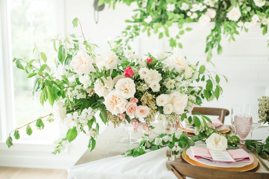 Pink & White Romantic Wedding Ideas via TheELD.com