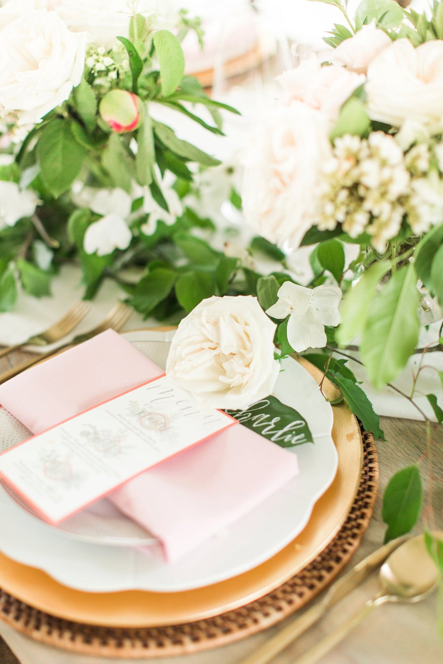 Pink & White Romantic Wedding Ideas via TheELD.com