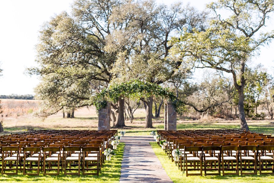 An Elegant Blush & Champagne Texas Destination Wedding via TheELD.com