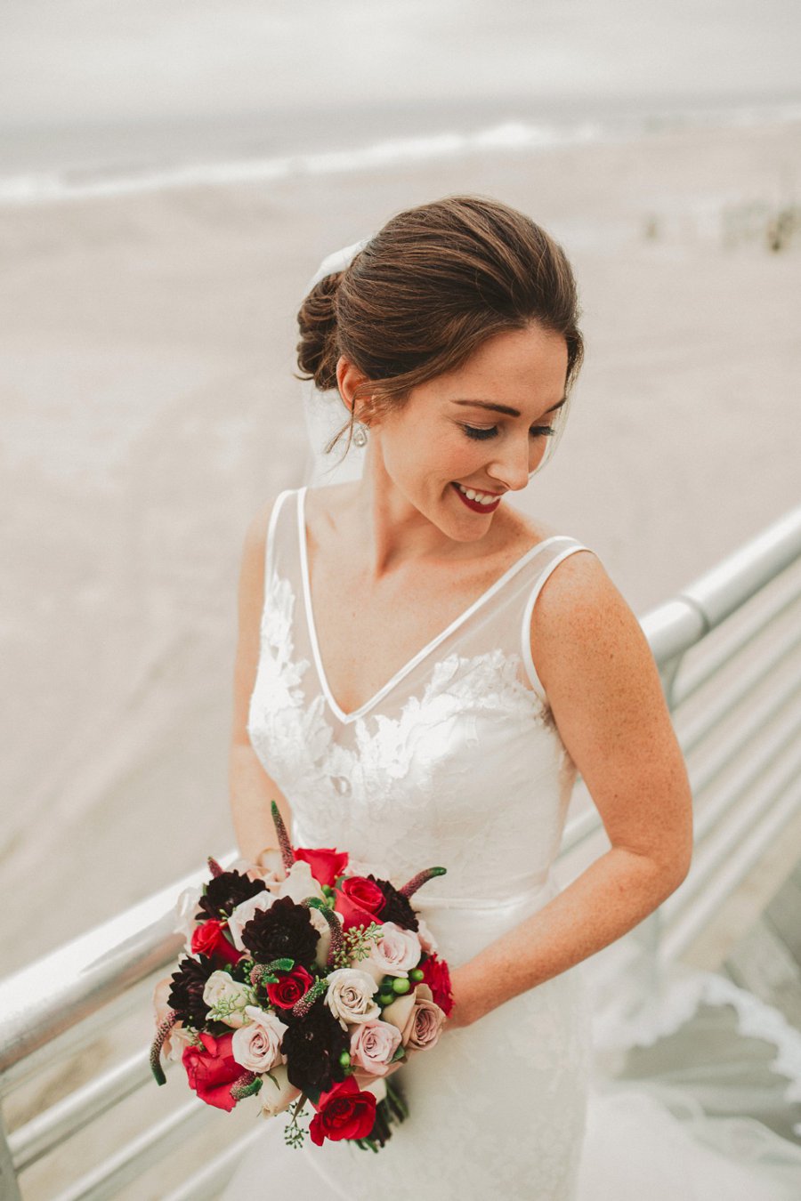 An Elegant Blush & Red Oceanfront Wedding via TheELD.com