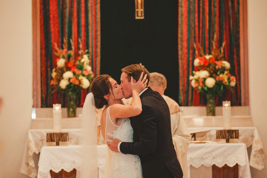 An Elegant Blush & Red Oceanfront Wedding via TheELD.com