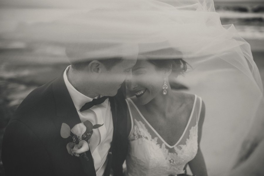 An Elegant Blush & Red Oceanfront Wedding via TheELD.com