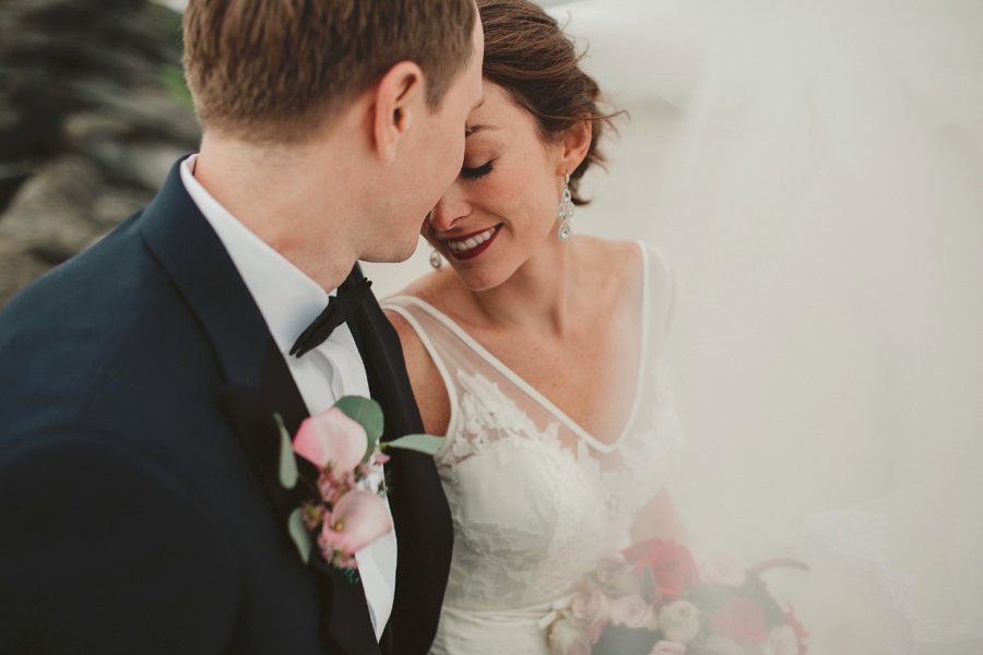 An Elegant Blush & Red Oceanfront Wedding via TheELD.com