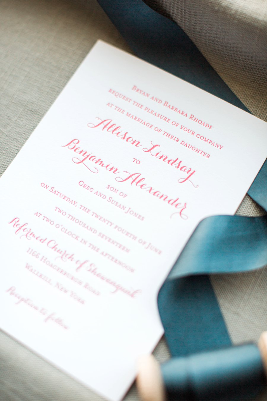 A Rustic Blue & Pink New York Wedding via TheELD.com