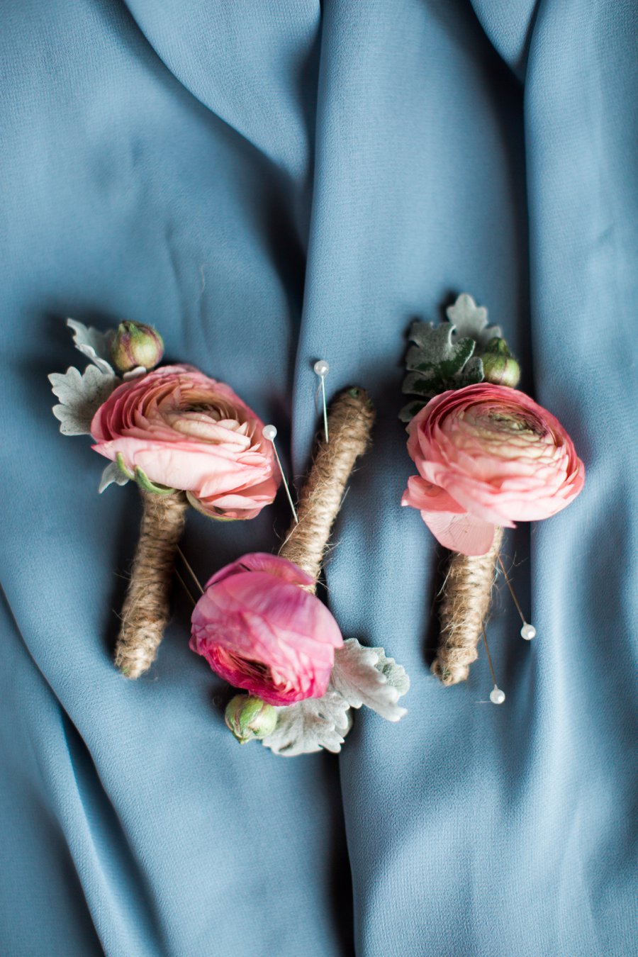 A Rustic Blue & Pink New York Wedding via TheELD.com