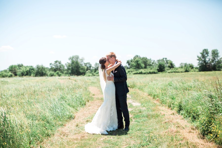 A Rustic Blue & Pink New York Wedding via TheELD.com