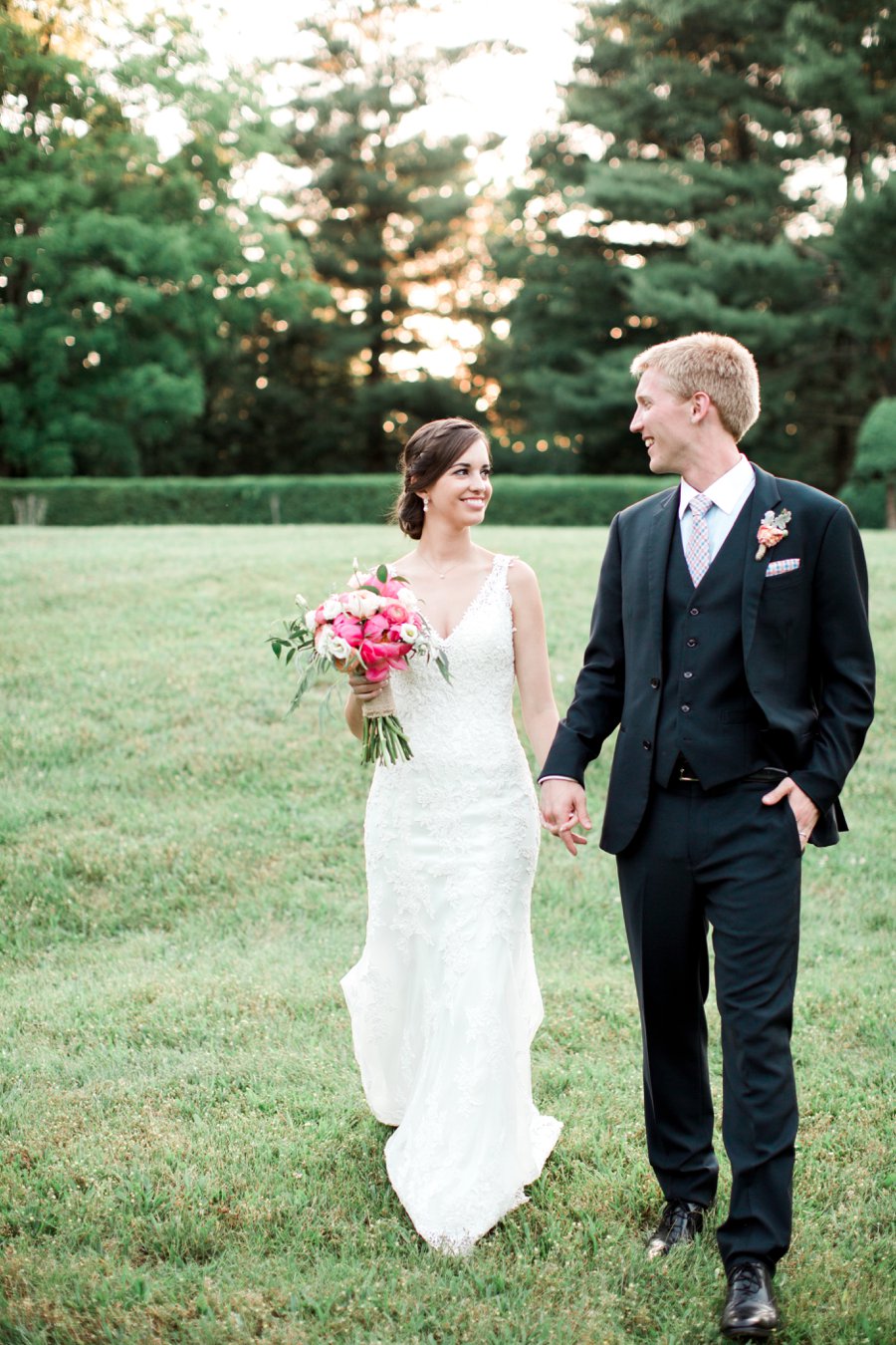 A Rustic Blue & Pink New York Wedding via TheELD.com