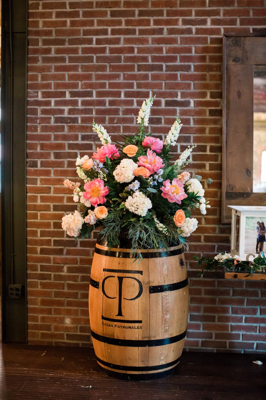 A Rustic Blue & Pink New York Wedding via TheELD.com