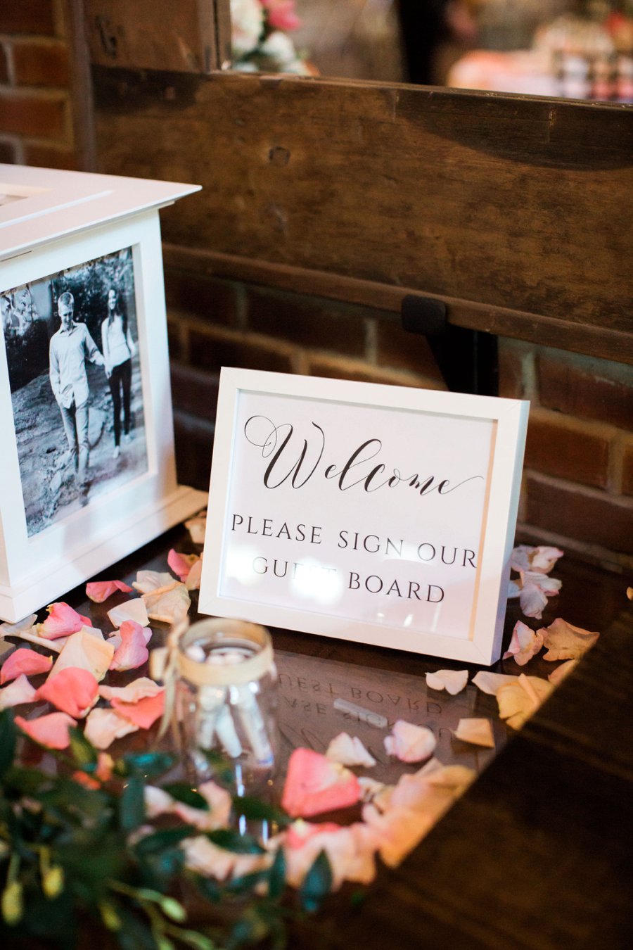 A Rustic Blue & Pink New York Wedding via TheELD.com