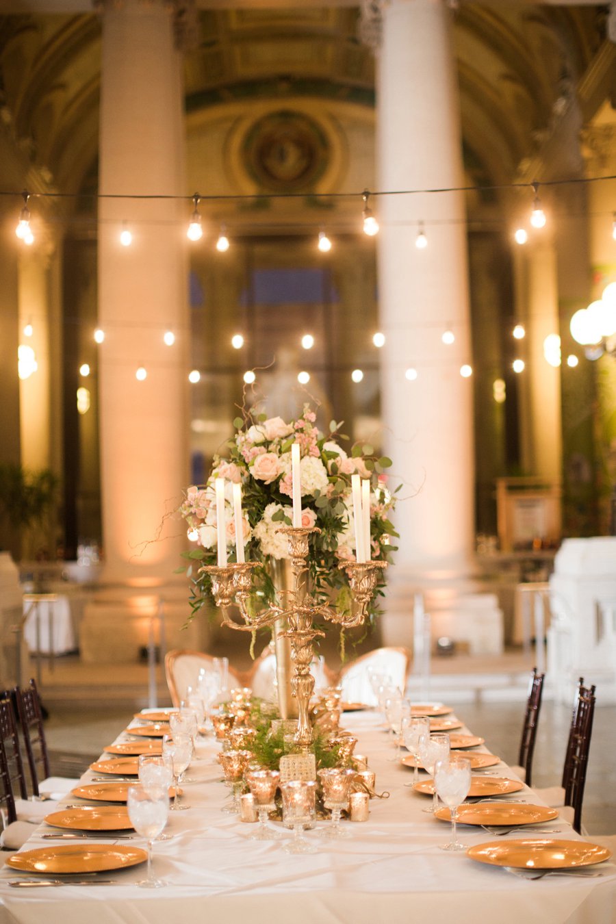 An Elegant Blue & Peach St. Louis Wedding via TheELD.com