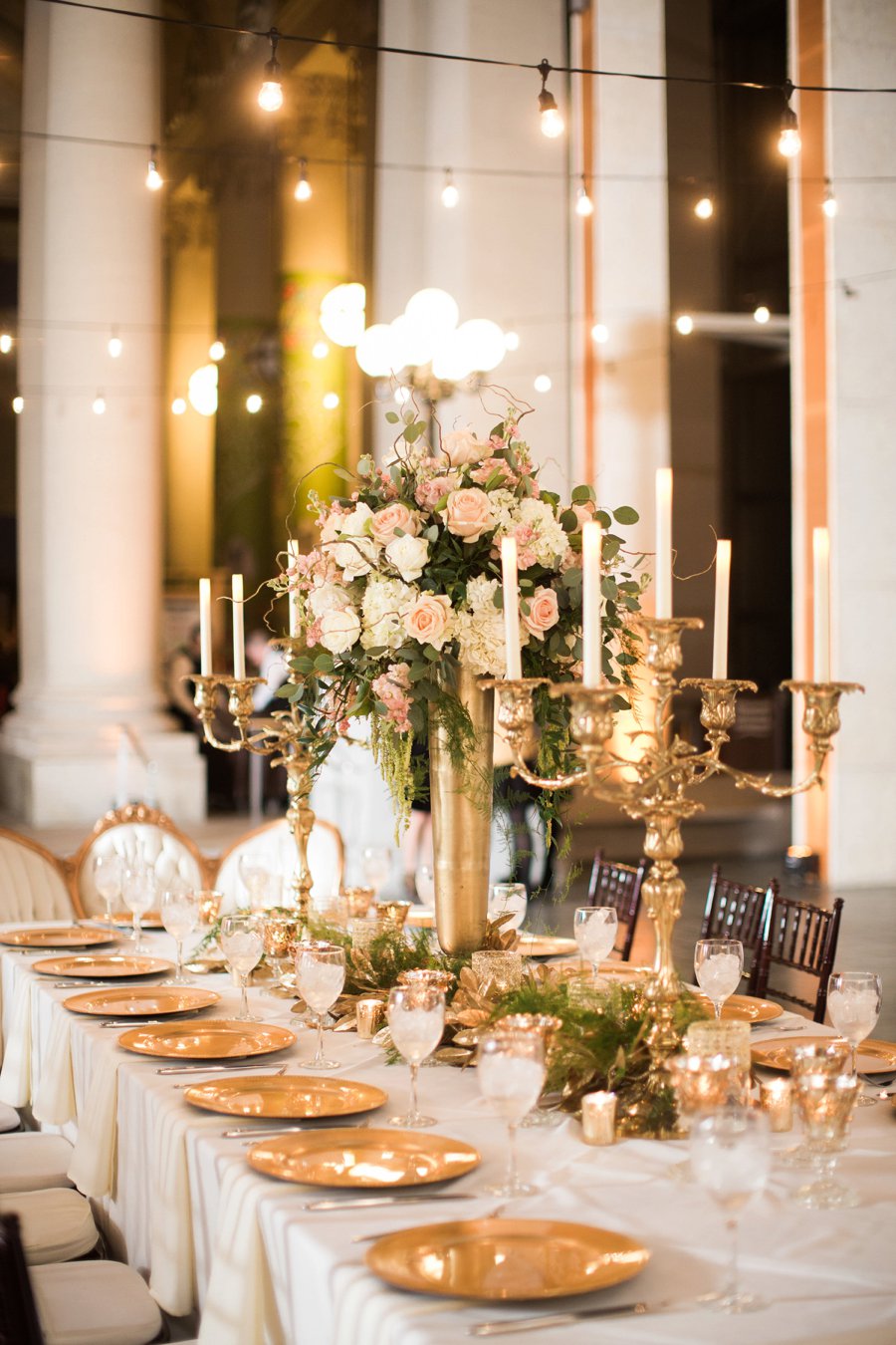 An Elegant Blue & Peach St. Louis Wedding via TheELD.com